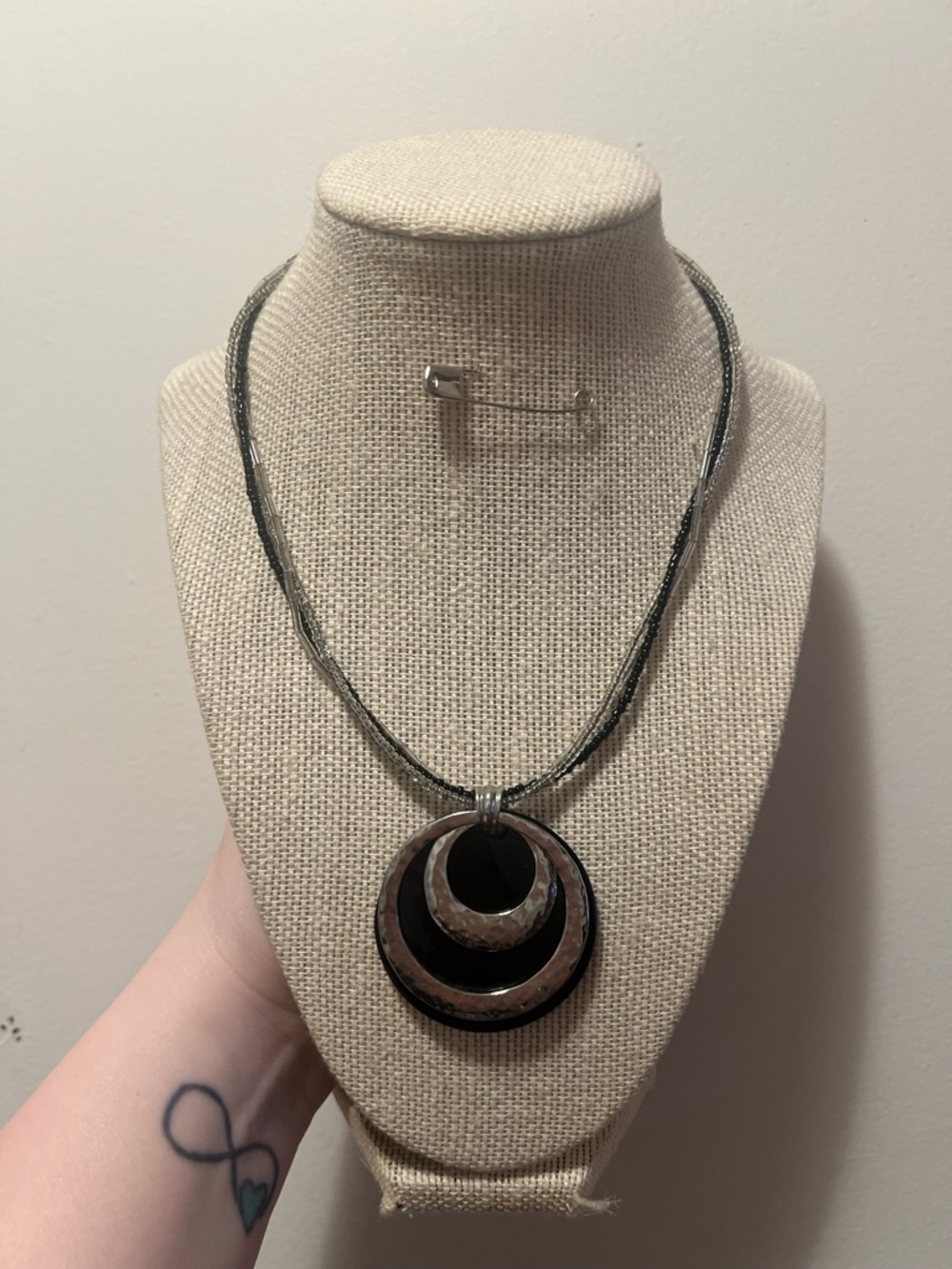 Layered Boho Circle Pendant Necklace - Black & Silver